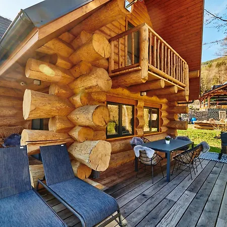 Σαλέ Zrub Ontario, Tale *